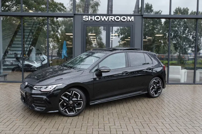 Volkswagen Golf (2025)