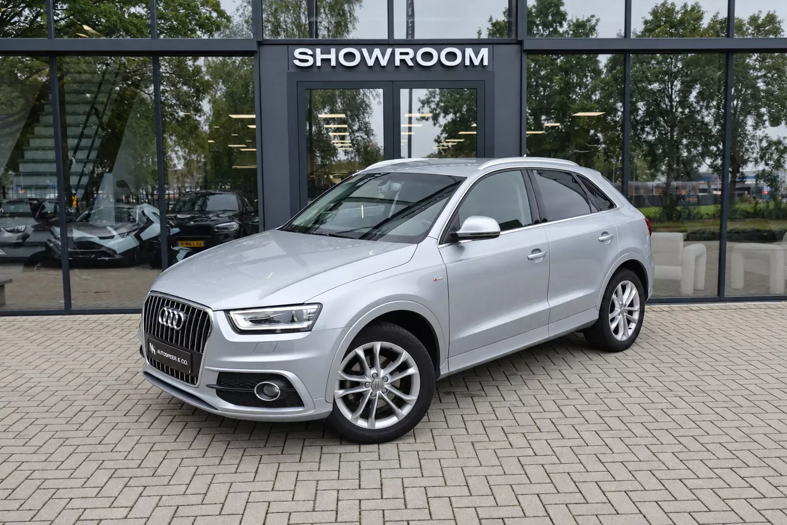 Audi Q3 (2015) — foto 1