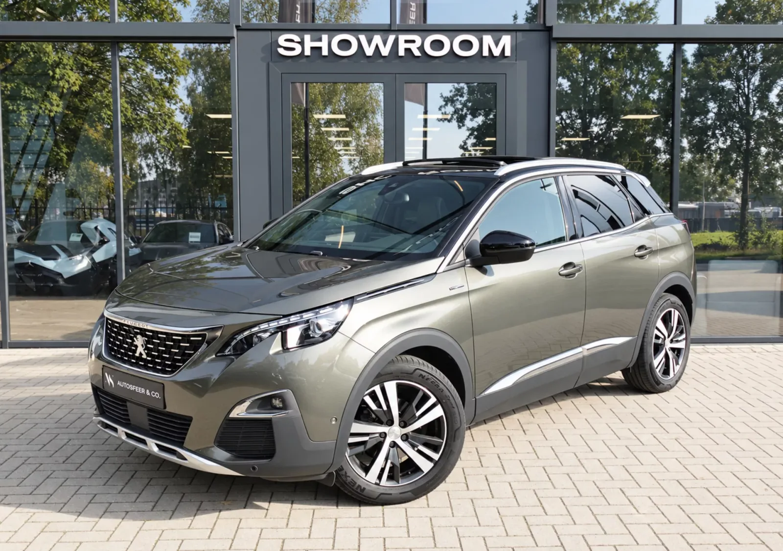 Peugeot 3008 (2017) — foto 1