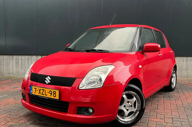Suzuki Swift (2005)
