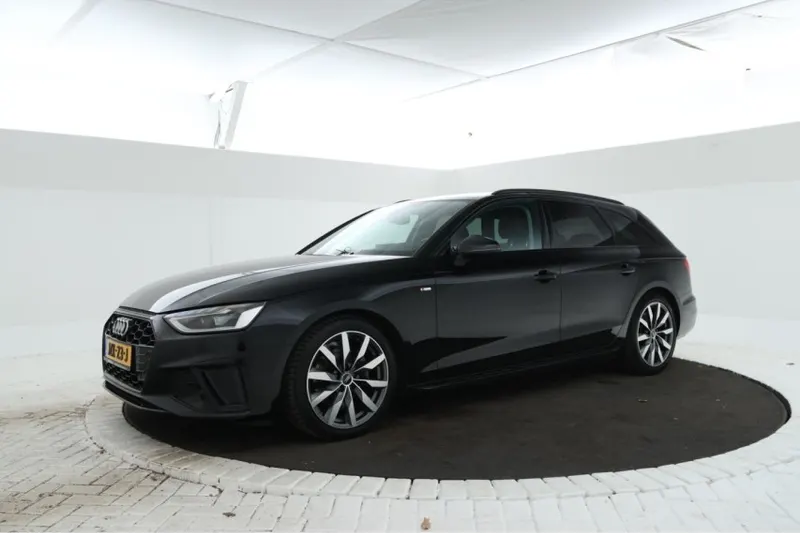 Audi A4 (2022)