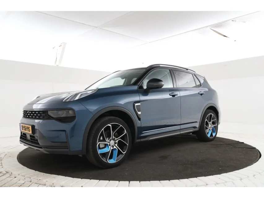 Lynk & Co 01 (2022) — foto 1