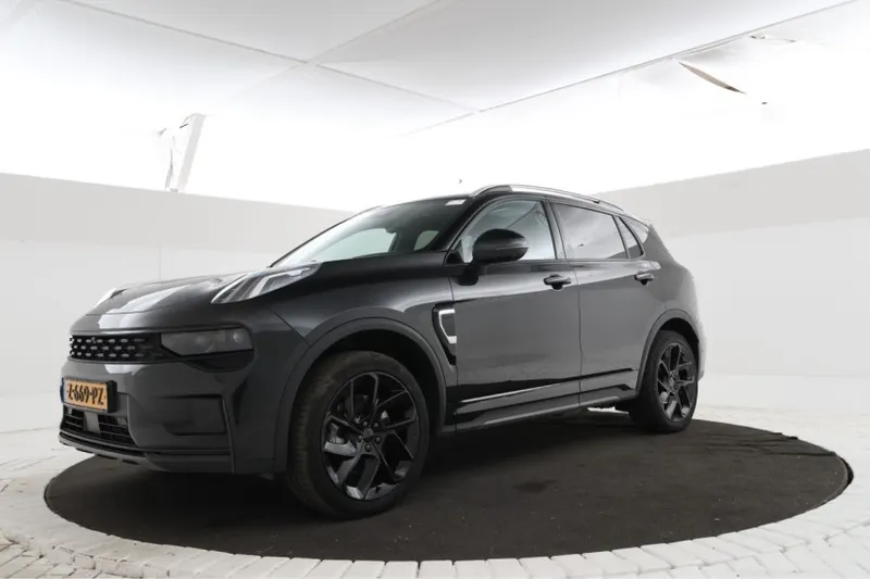 Lynk & Co 01 (2024)
