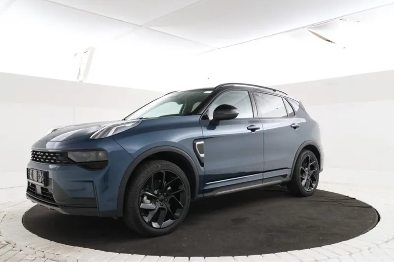 Lynk & Co 01 (0)