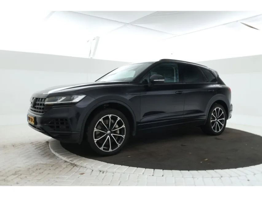 Volkswagen Touareg (2020) — foto 1