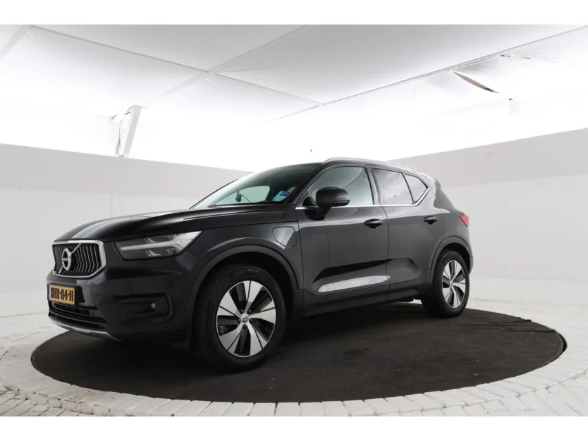 Volvo XC40 (2022) — foto 1