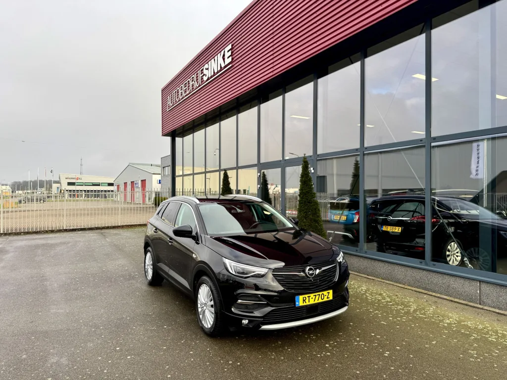 Opel Grandland (2018) — foto 1