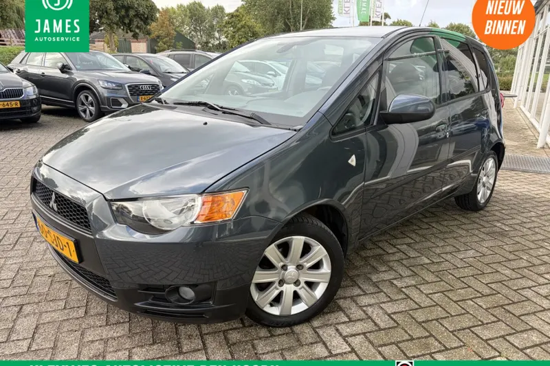Mitsubishi Colt (2011)
