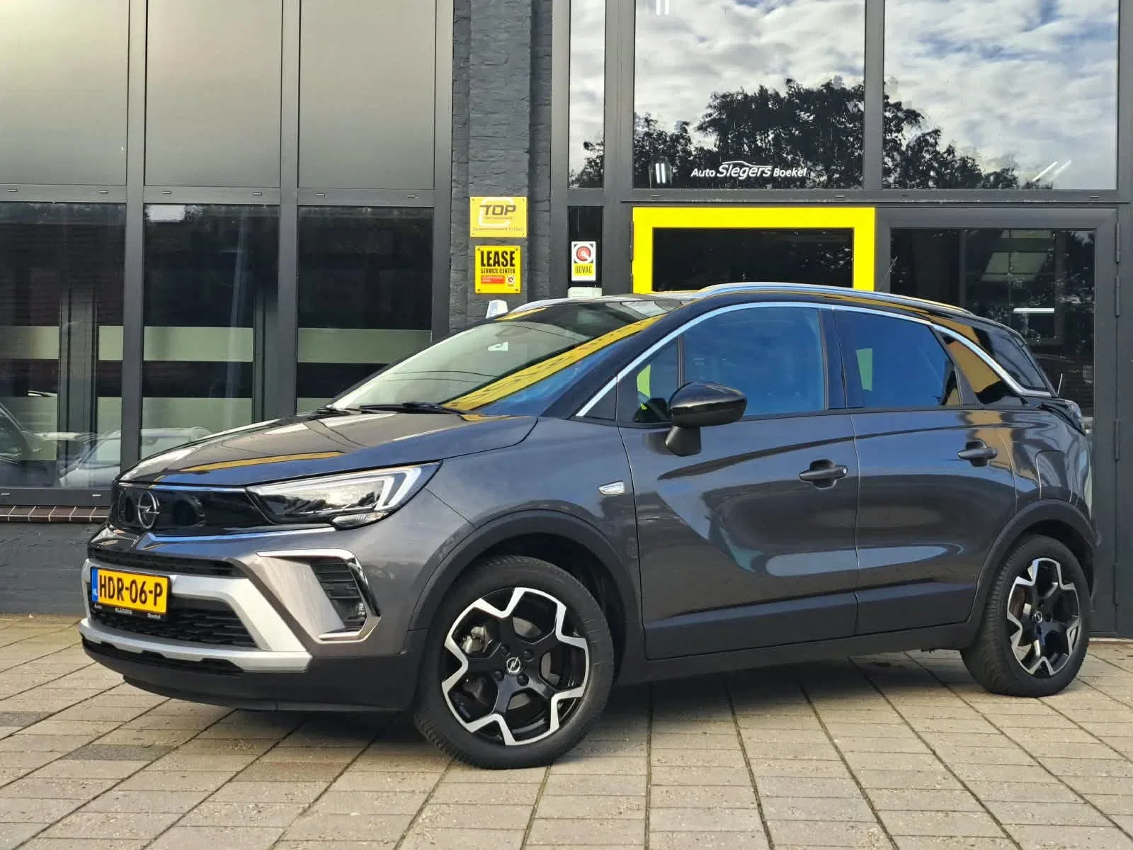 Opel Crossland (2023) — foto 1