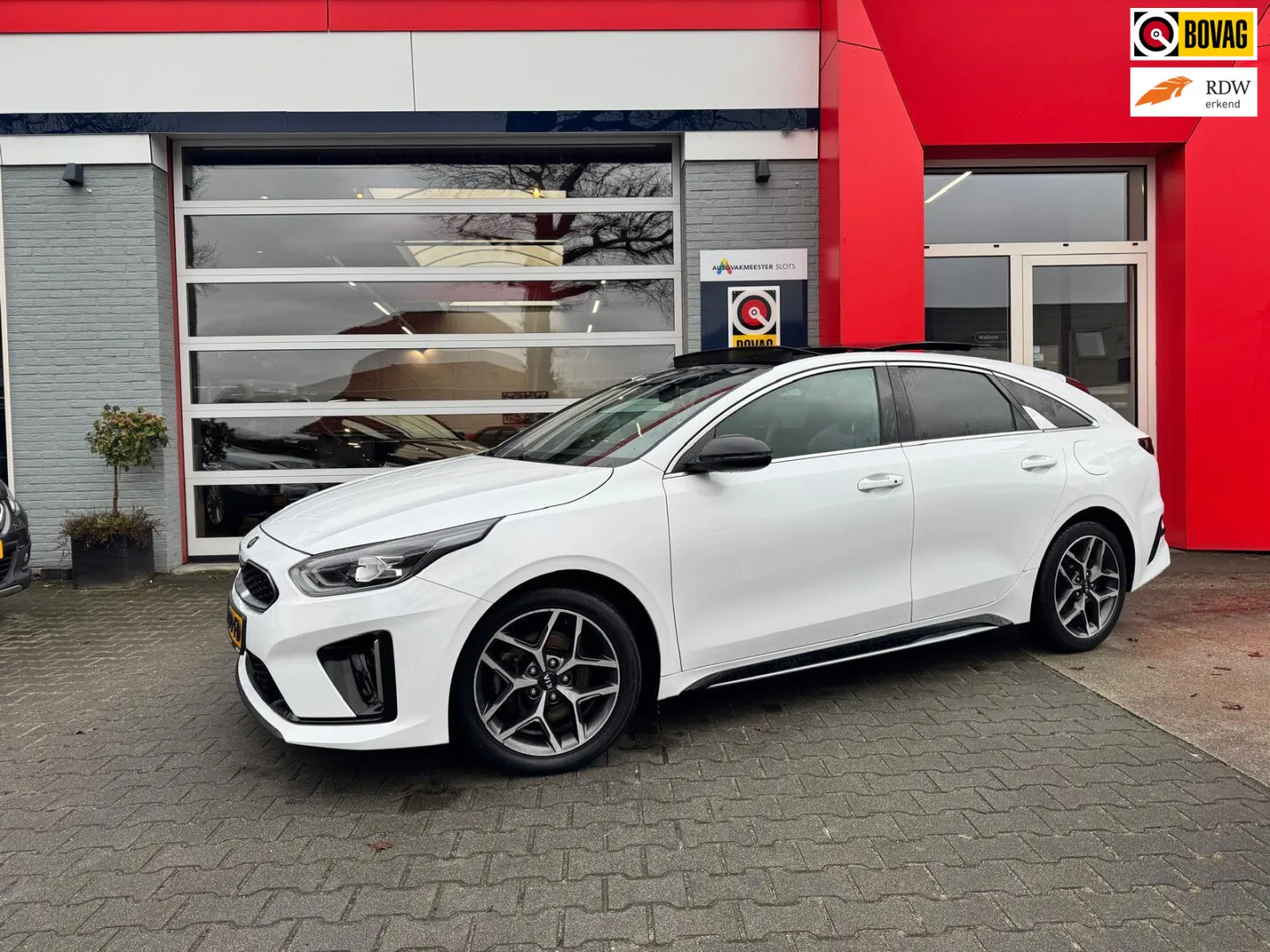Kia ProCeed (2020) — foto 1