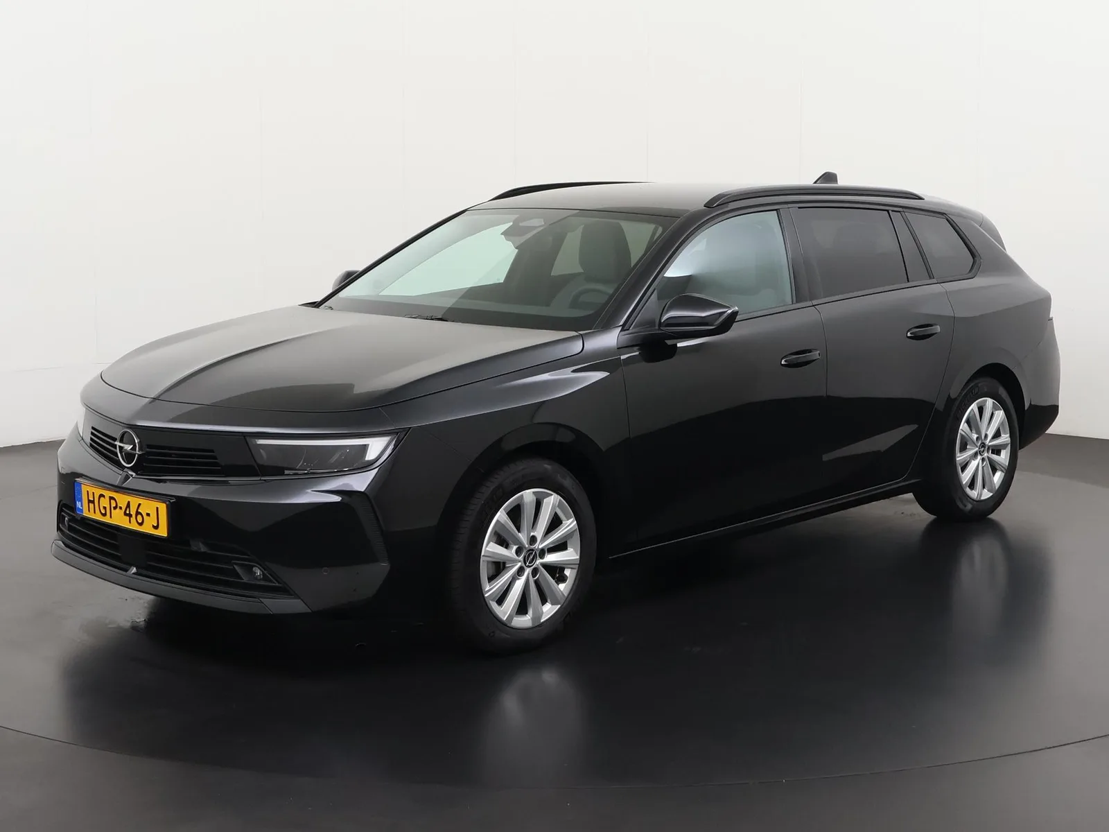 Opel Astra (2025) — foto 1