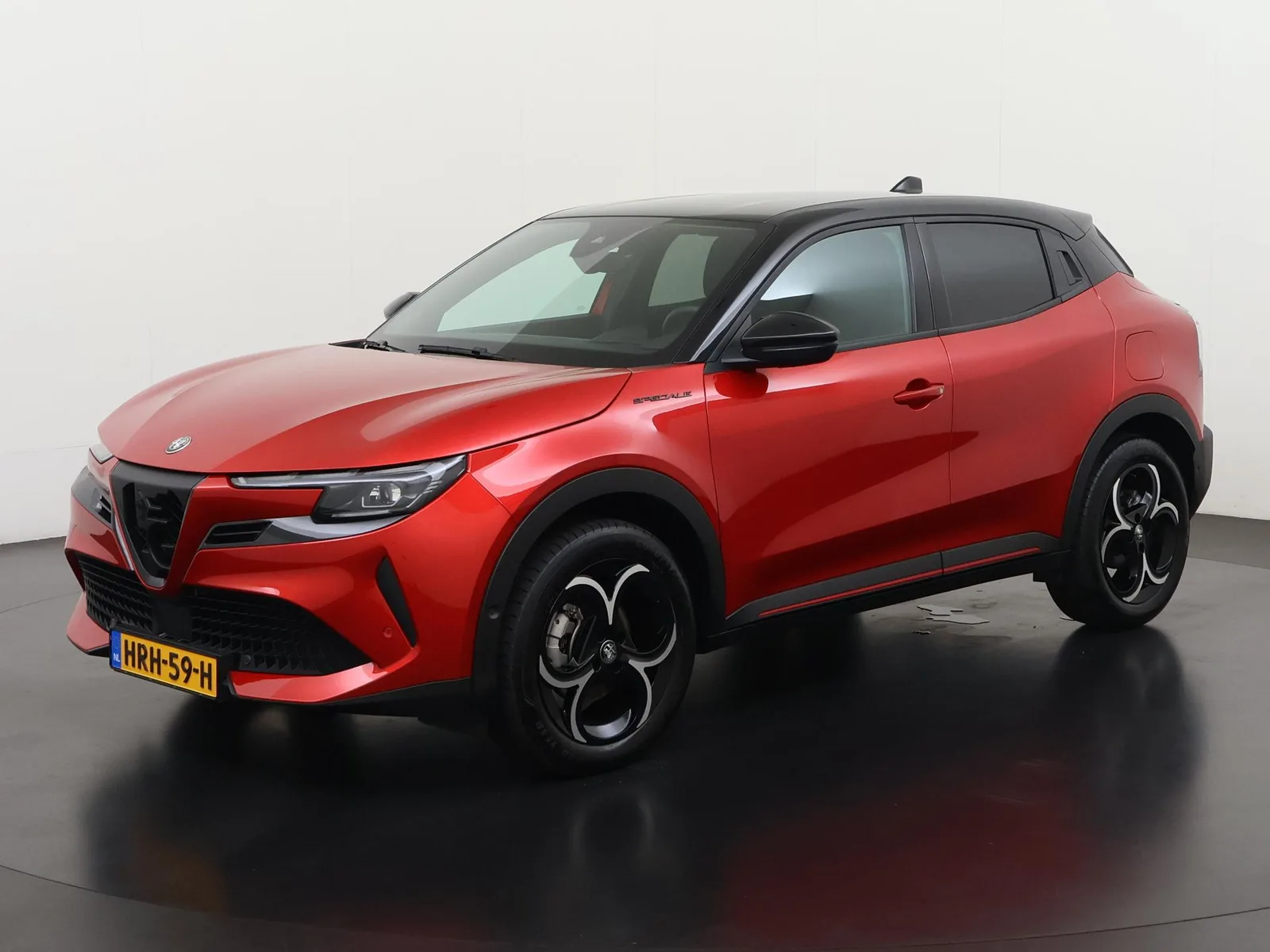 Alfa Romeo Junior (2025) — foto 1