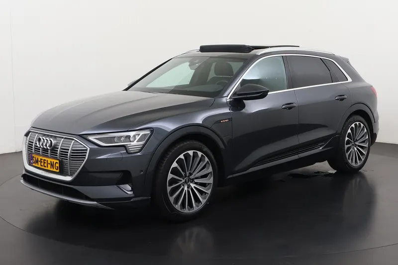 Audi e-tron (2023)