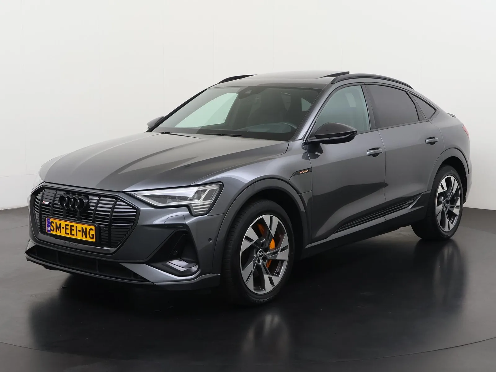 Audi e-tron Sportback (2021) — foto 1