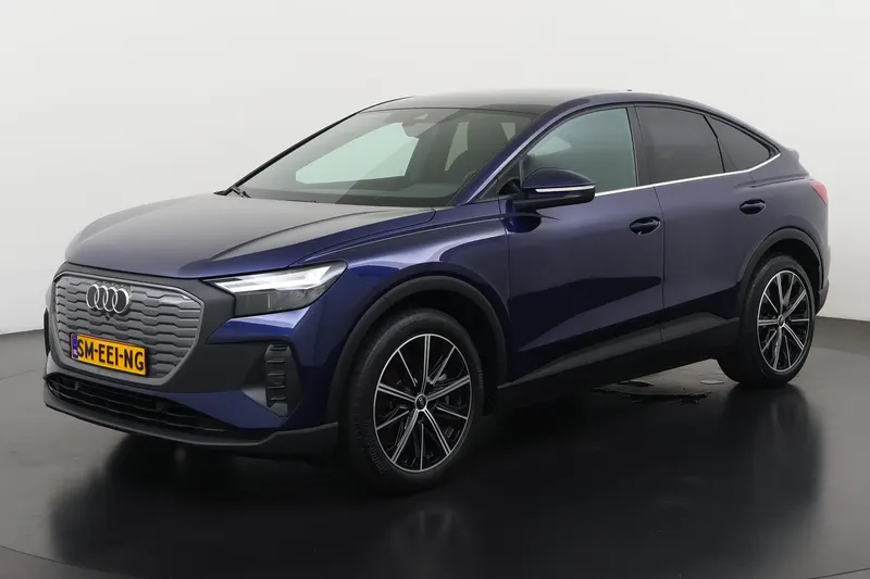 Audi Q4 e-tron (2023)