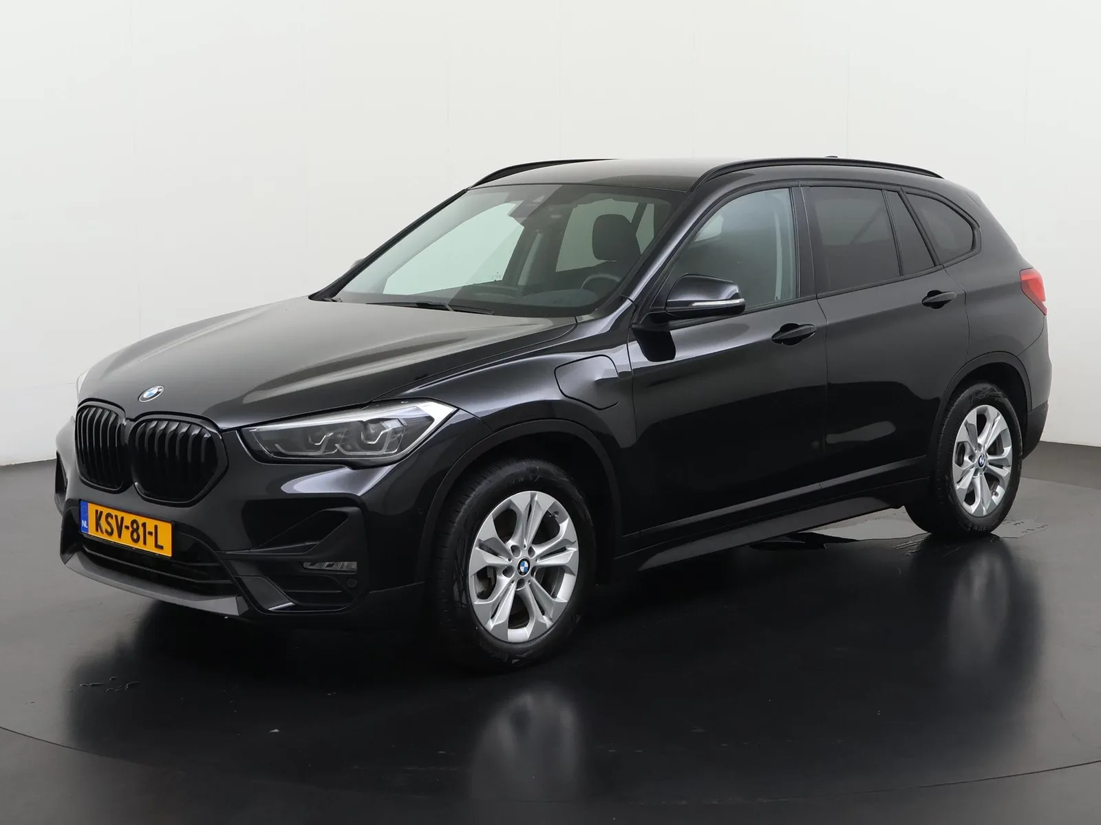 BMW X1 (2021) — foto 1