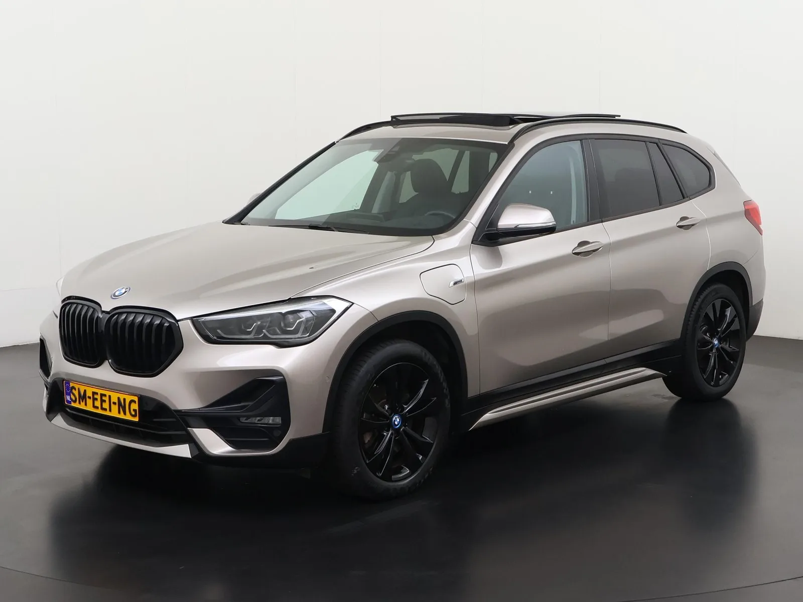 BMW X1 (2022) — foto 1