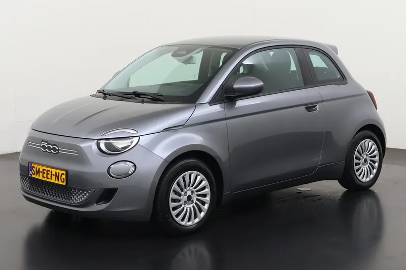 Fiat 500e (2023)