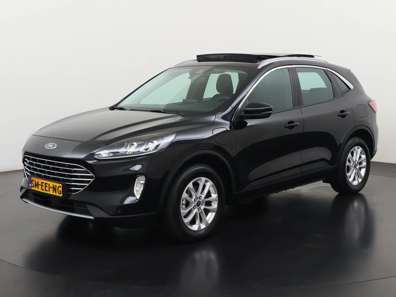 Ford Kuga (2023) — foto 1