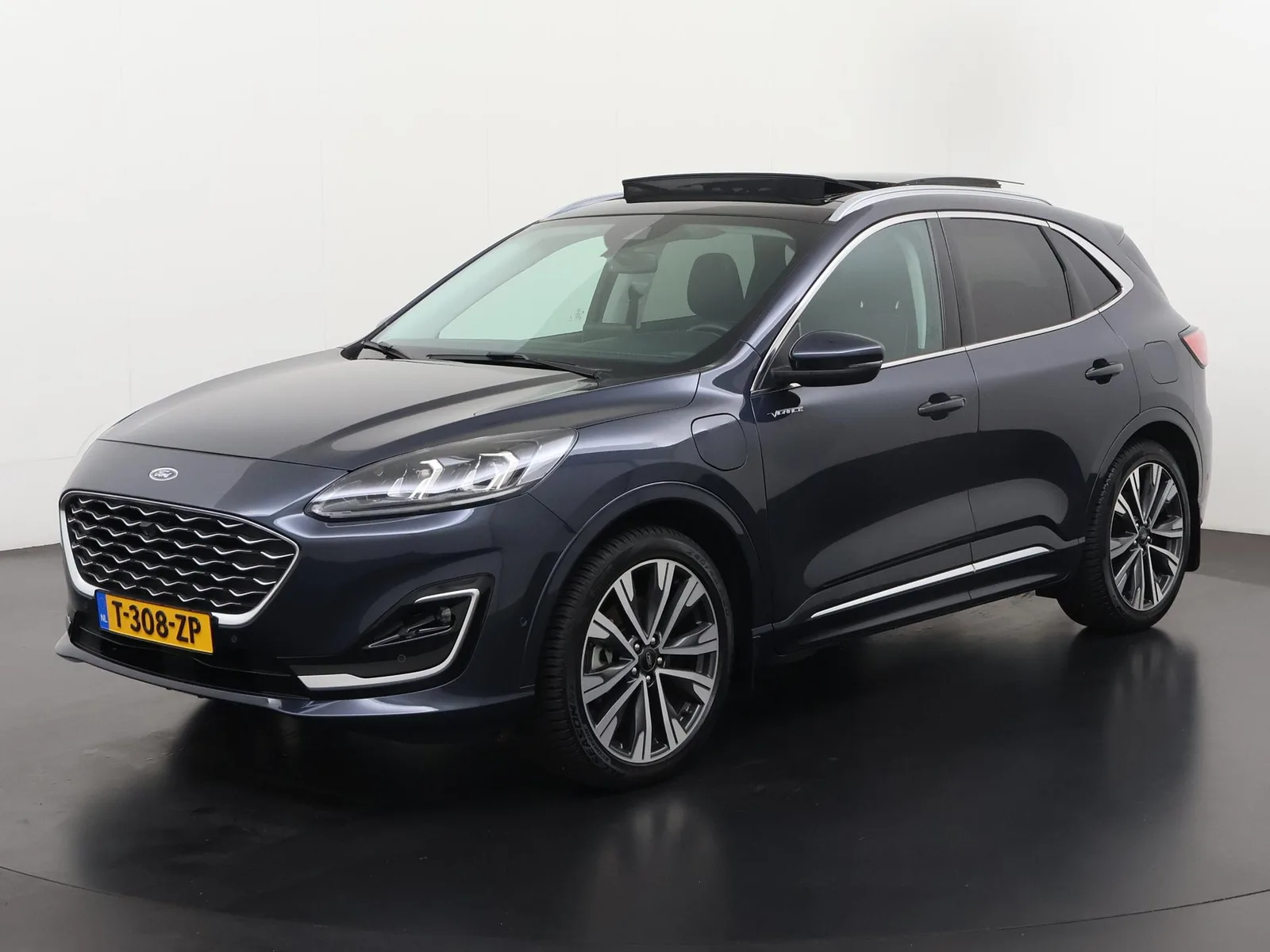 Ford Kuga (2020) — foto 1