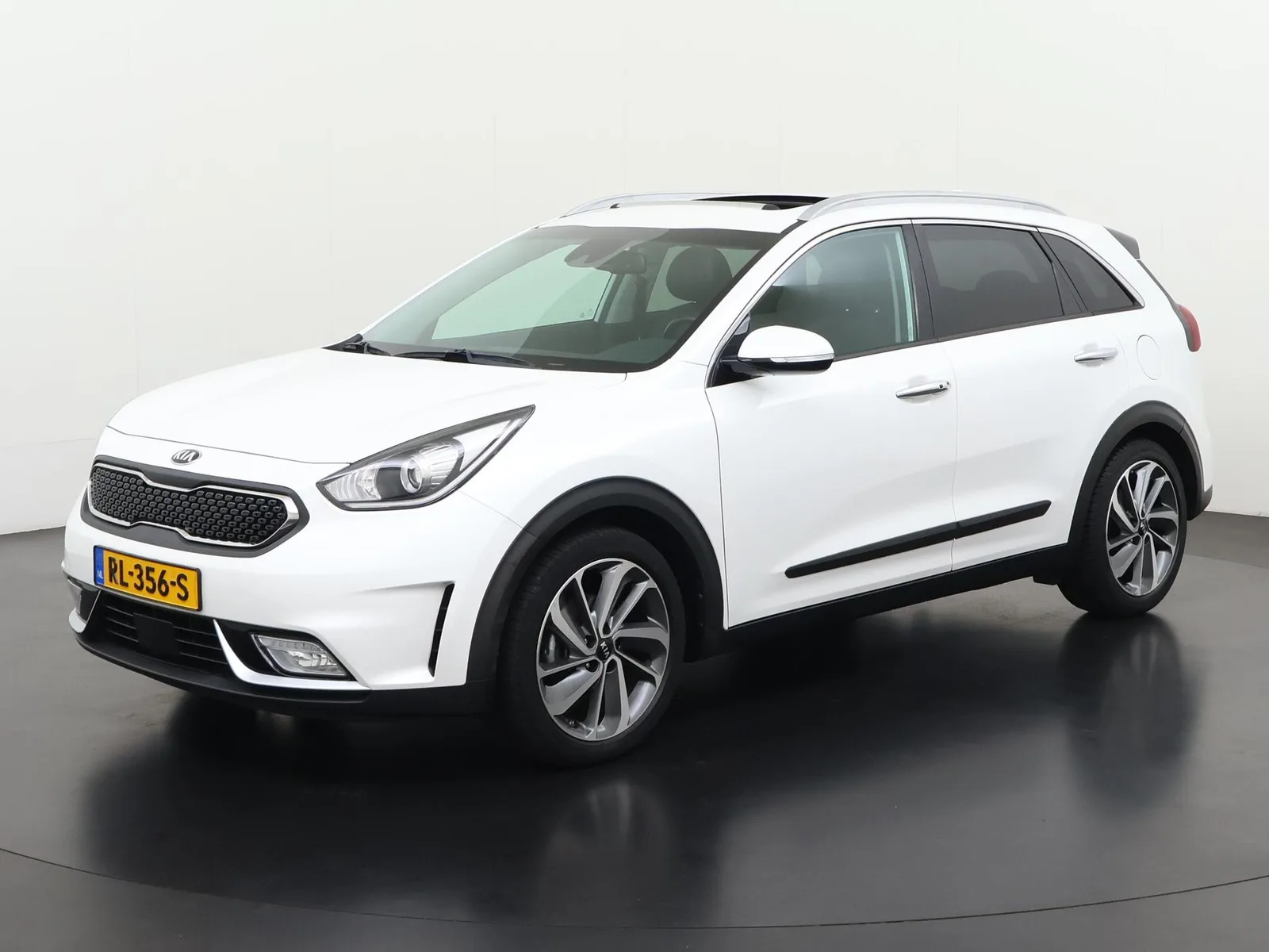 Kia Niro (2018) — foto 1