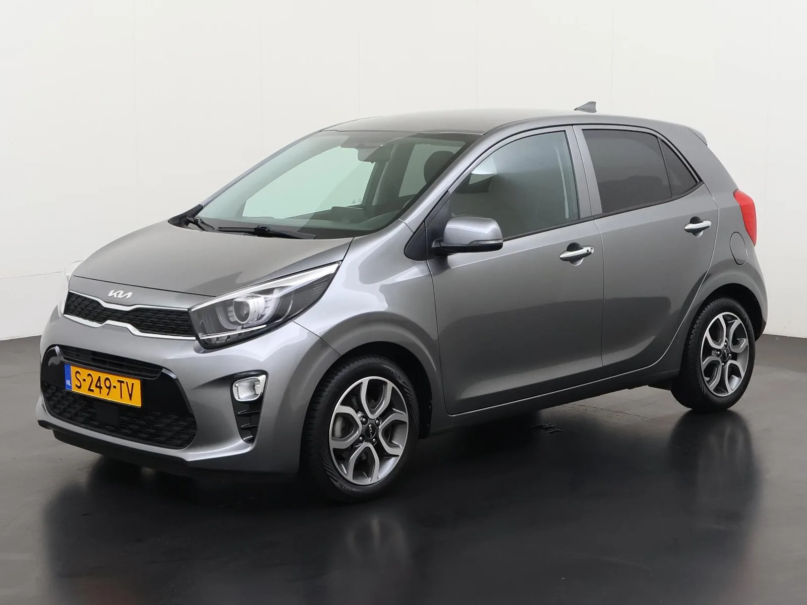 Kia Picanto (2023) — foto 1