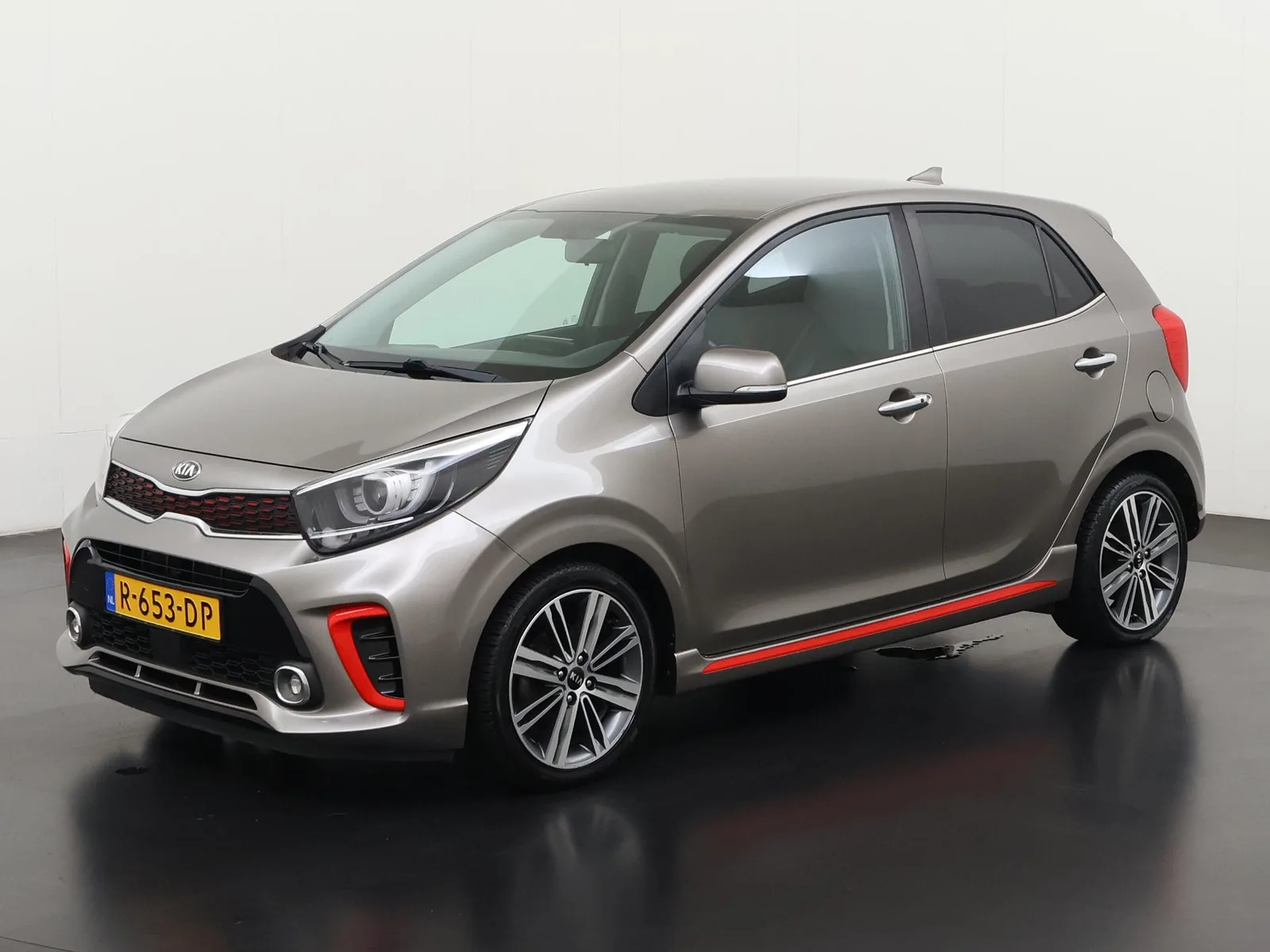Kia Picanto (2019) — foto 1