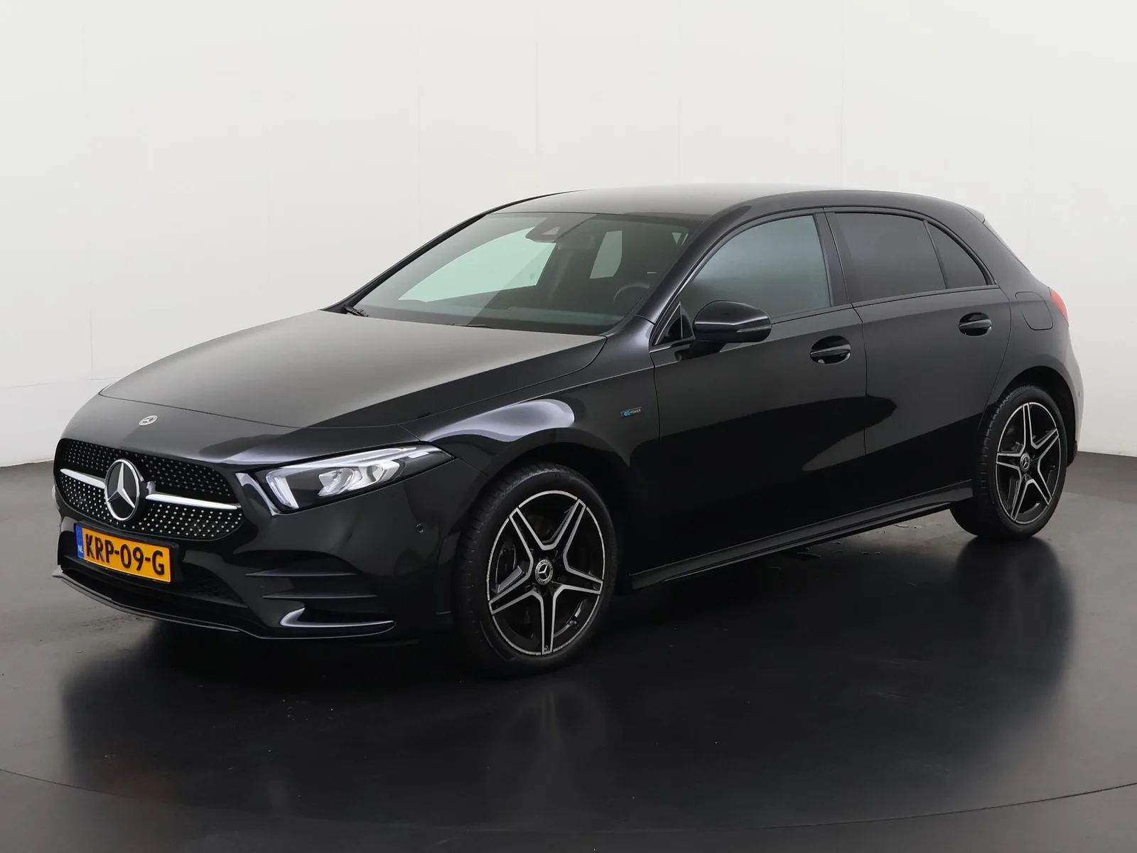 Mercedes-Benz A-Klasse (2021) — foto 1