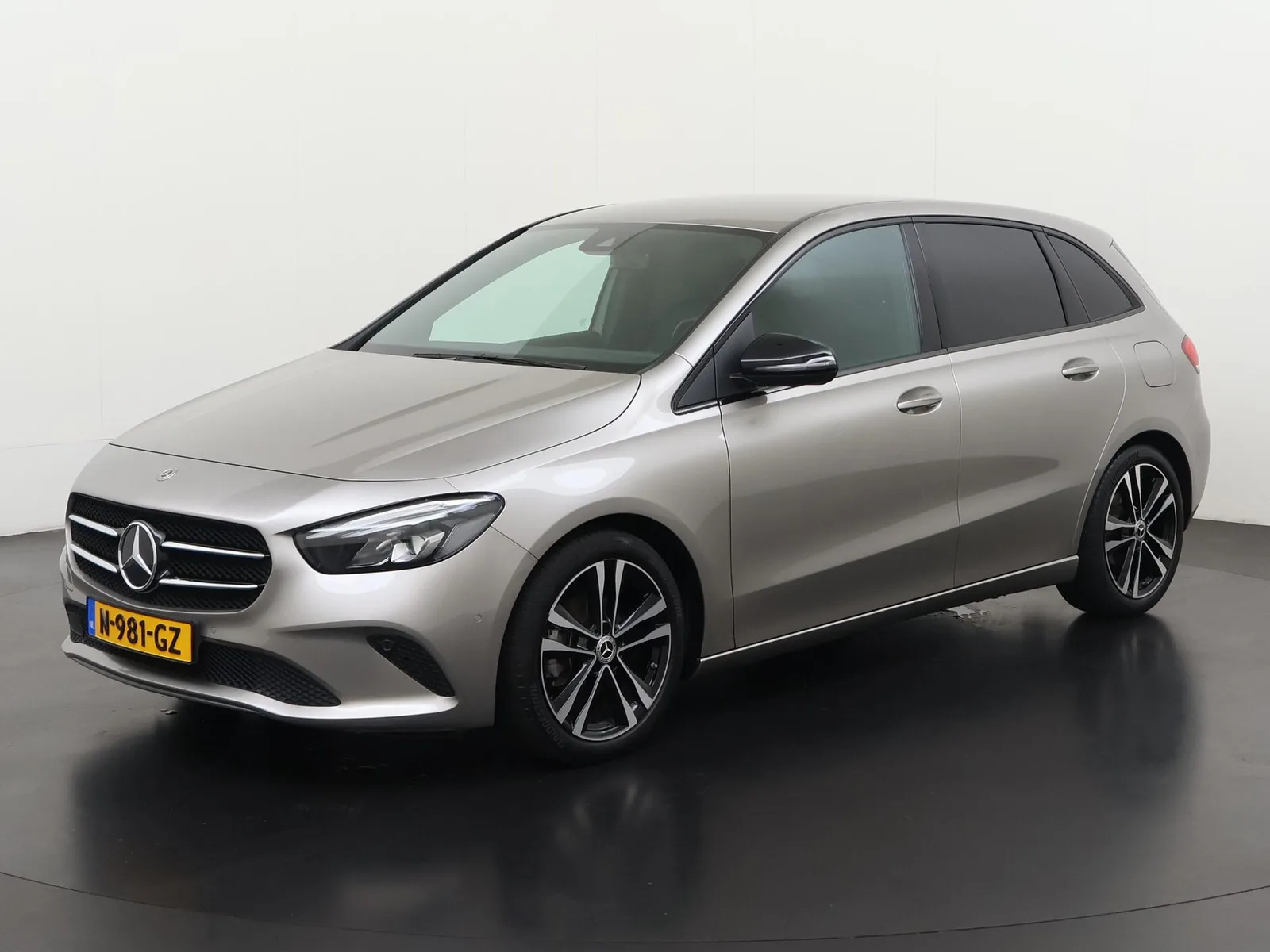 Mercedes-Benz B-Klasse (2020) — foto 1