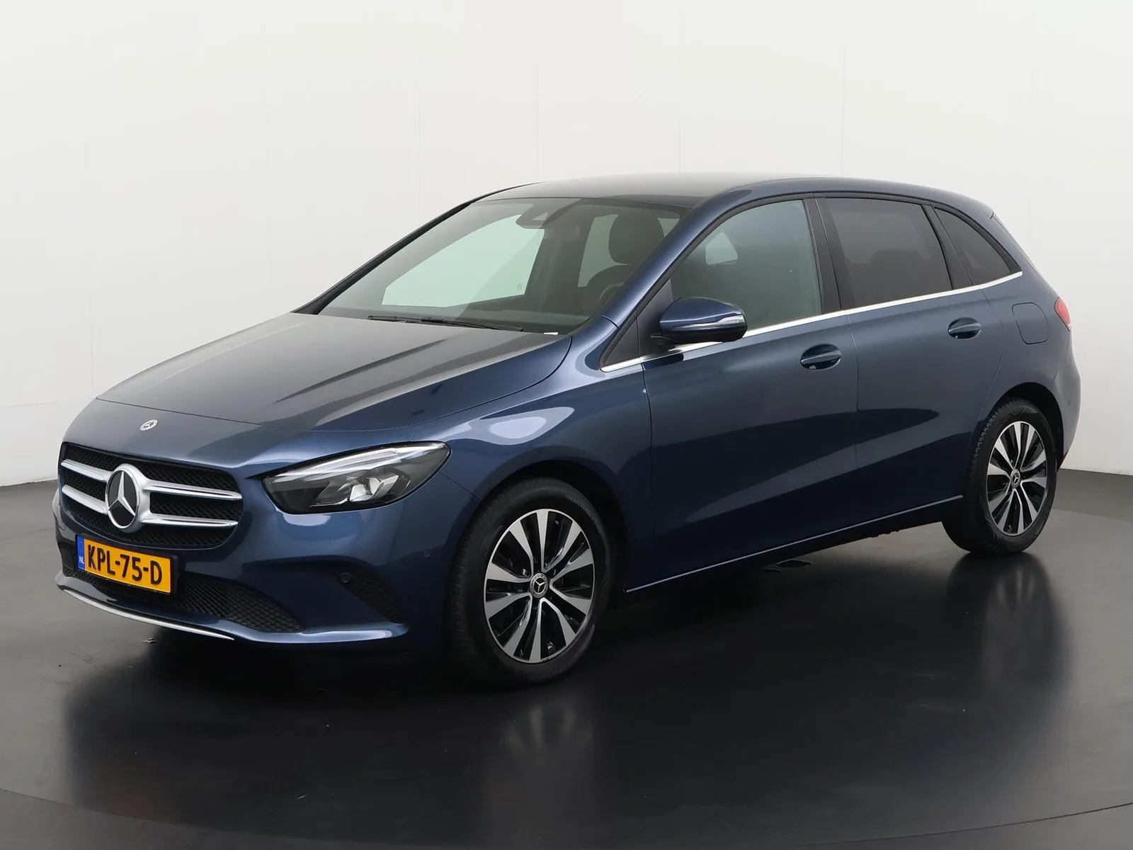 Mercedes-Benz B-Klasse (2022) — foto 1