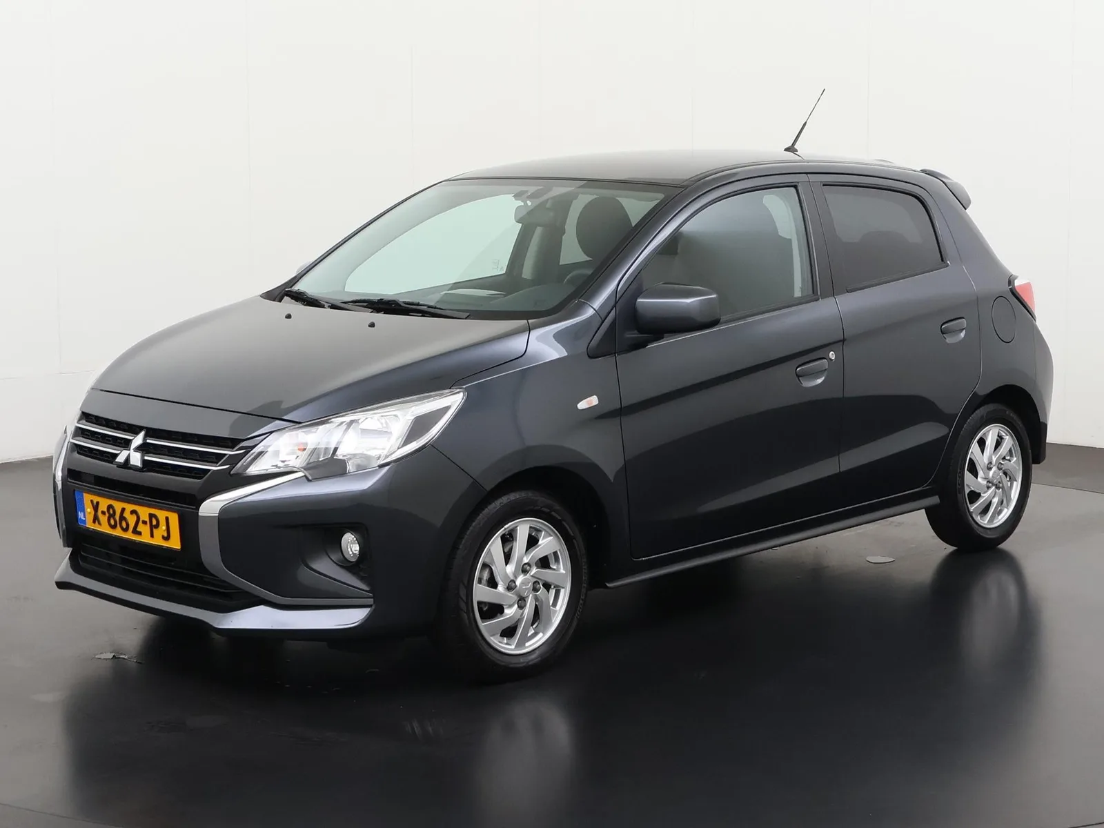Mitsubishi Space Star (2024) — foto 1