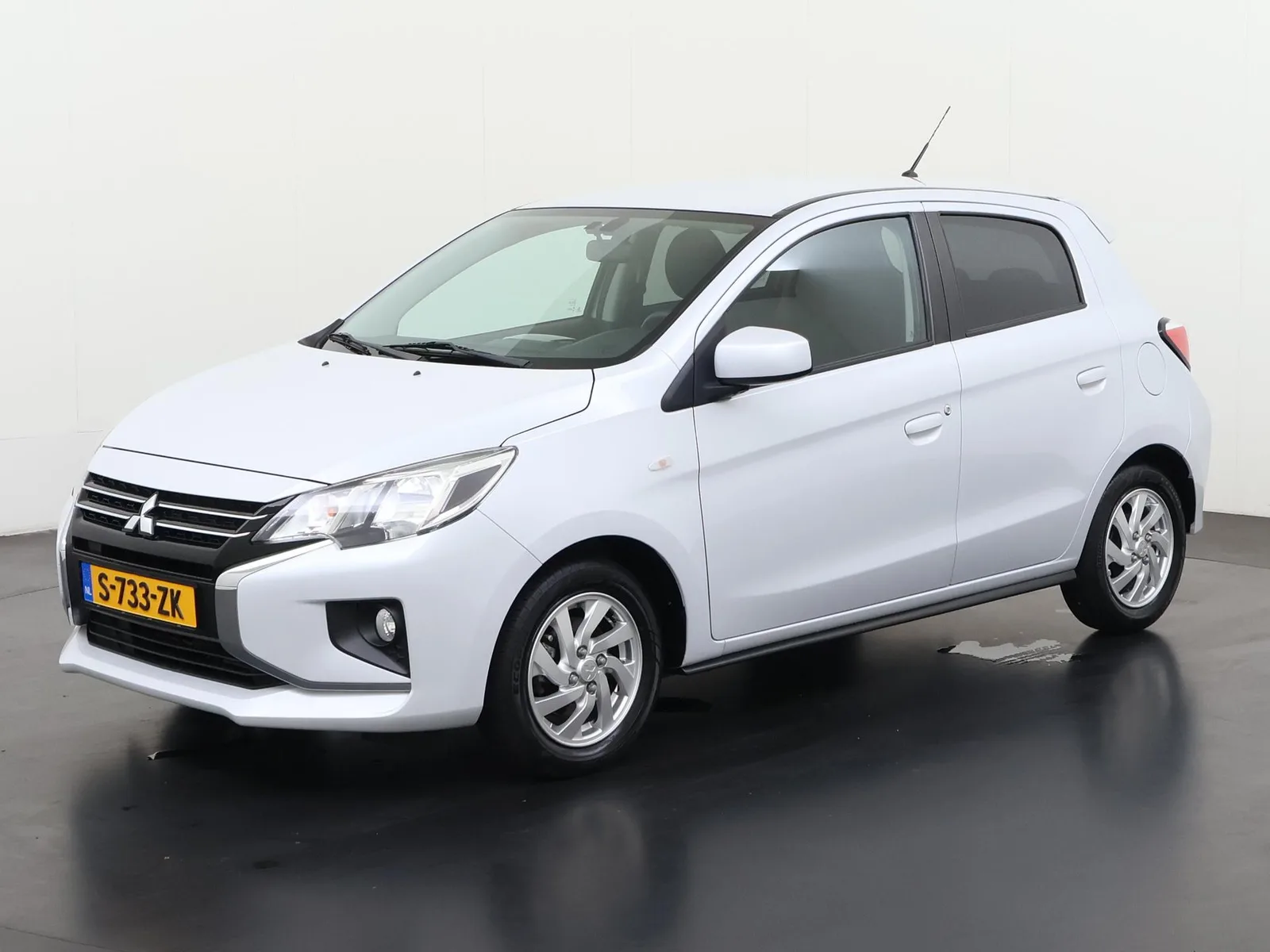 Mitsubishi Space Star (2023) — foto 1