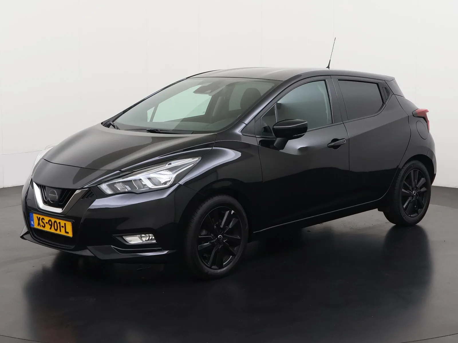 Nissan Micra (2019) — foto 1