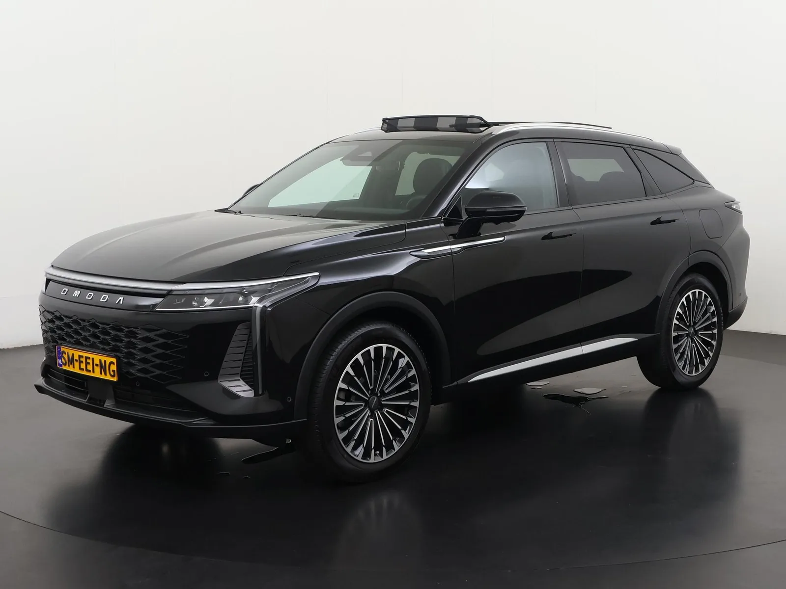 Omoda 9 (2026) — foto 1