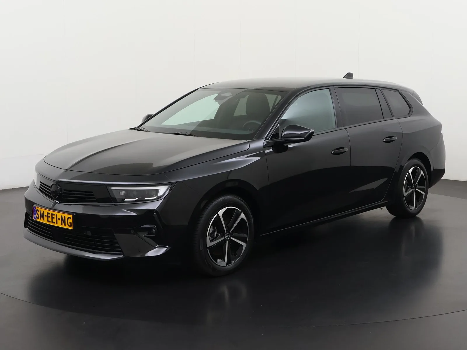 Opel Astra (2025) — foto 1
