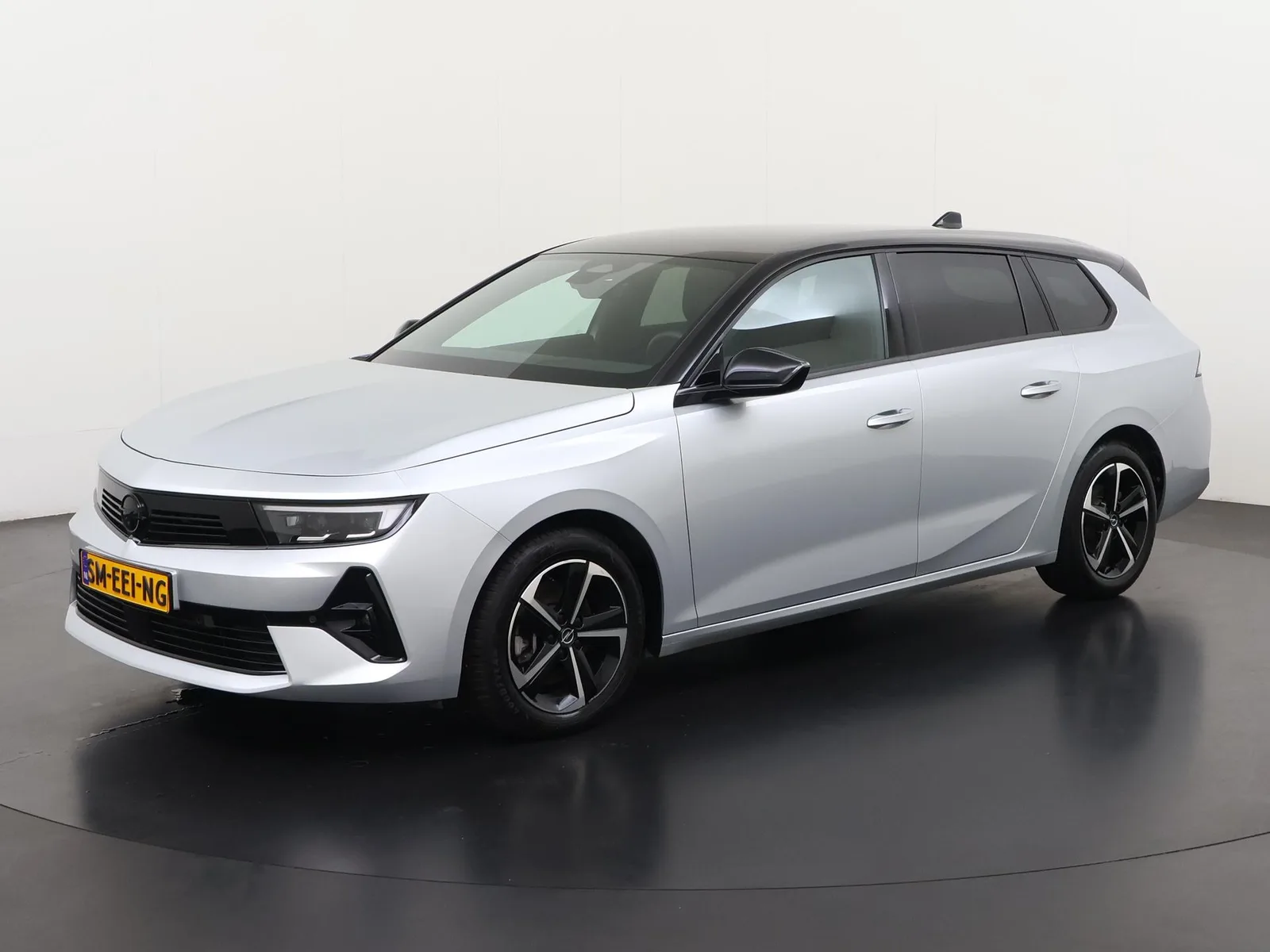Opel Astra (2025) — foto 1