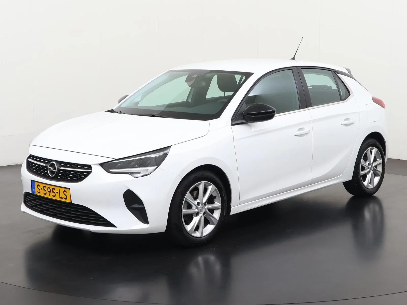 Opel Corsa (2023) — foto 1