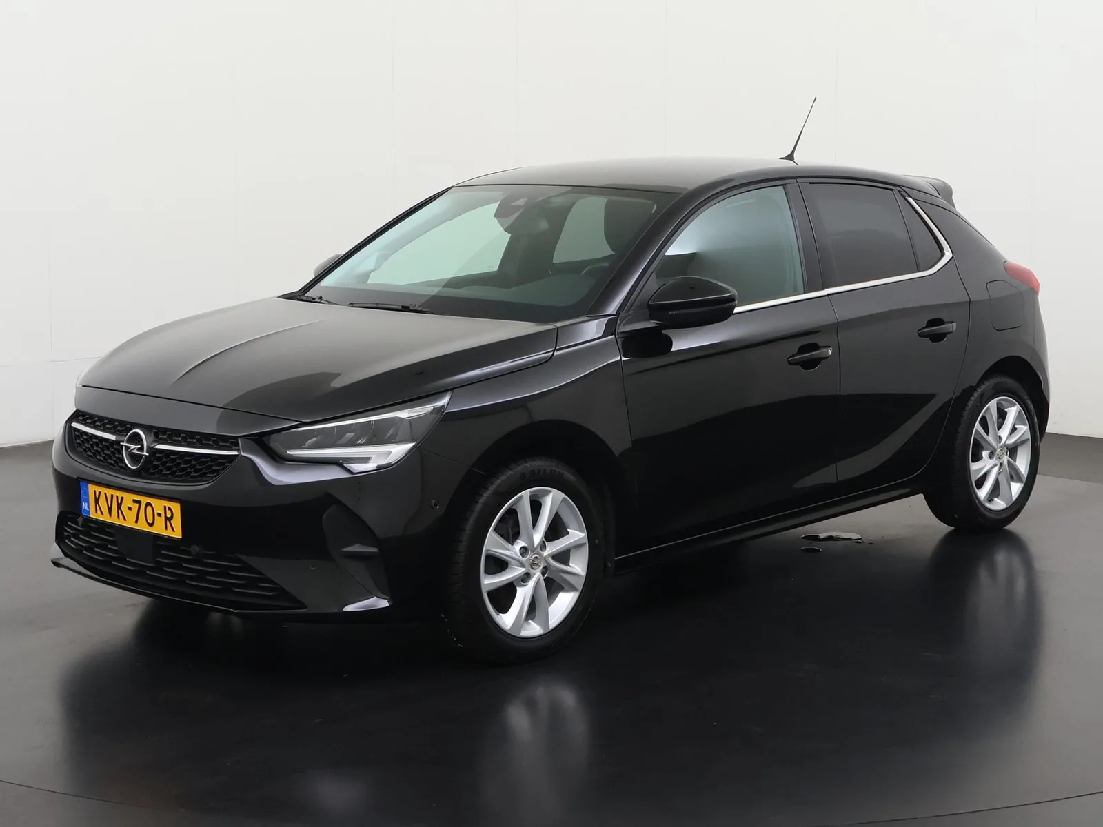Opel Corsa (2023) — foto 1