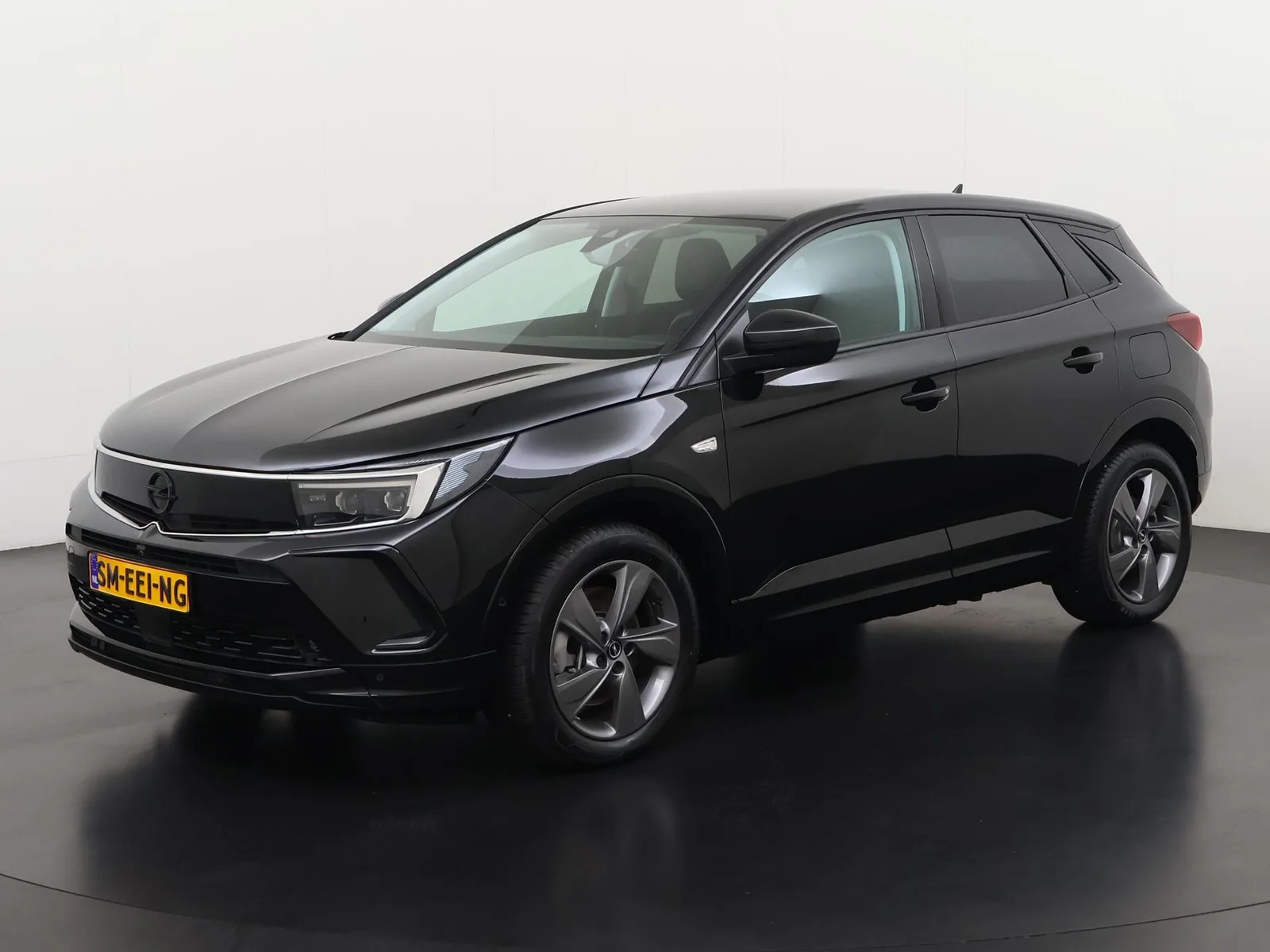 Opel Grandland (2023) — foto 1