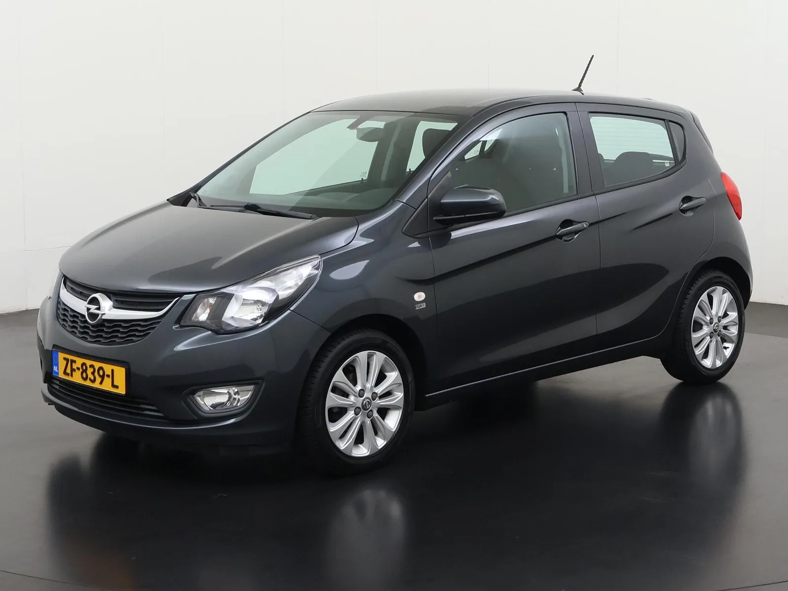 Opel Karl (2019) — foto 1