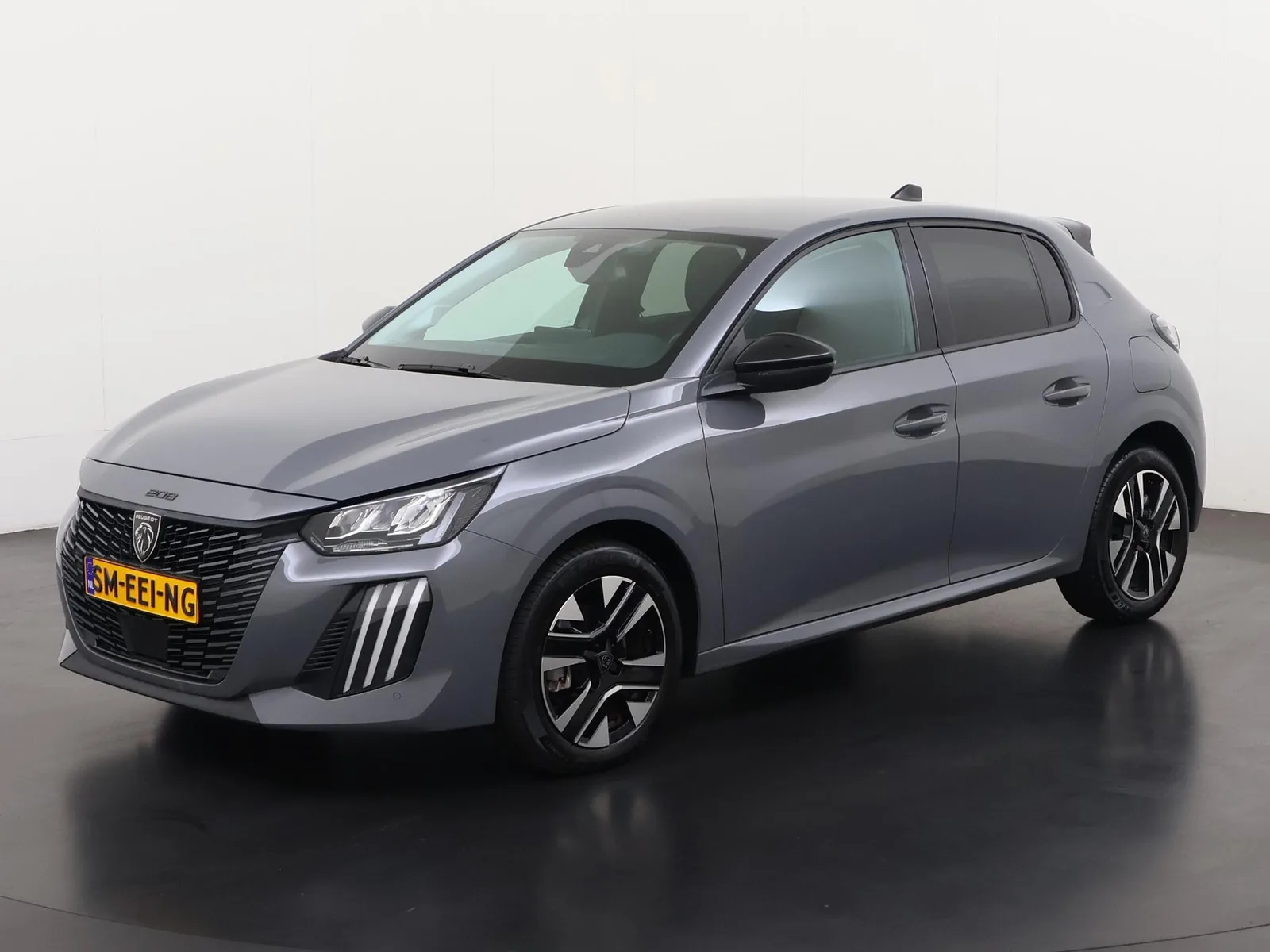 Peugeot 208 (2025) — foto 1