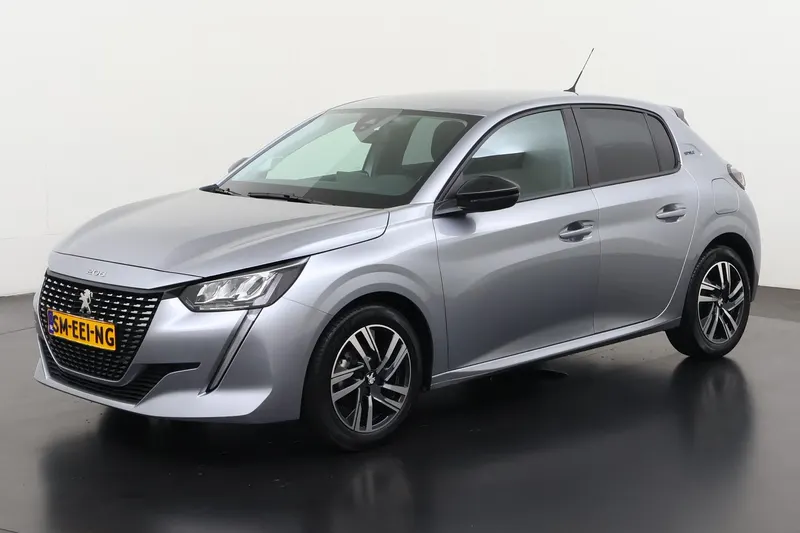 Peugeot 208 (2023)