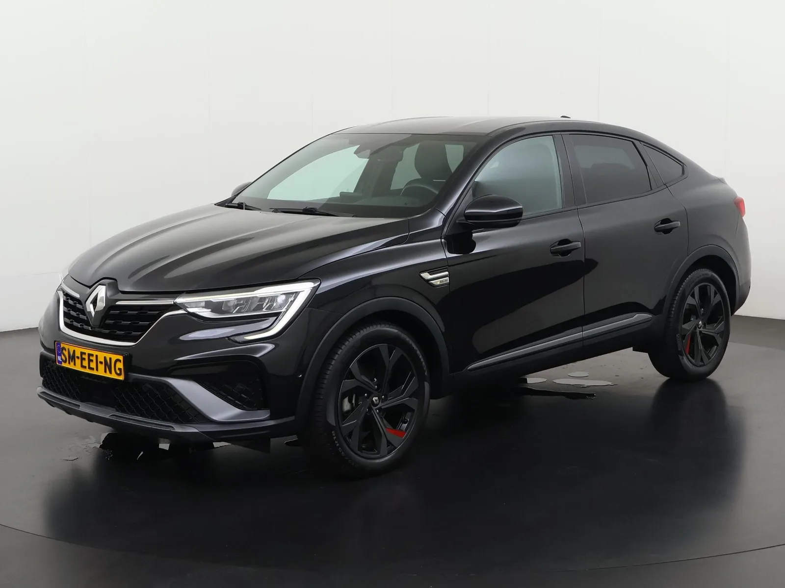 Renault Arkana (2022) — foto 1