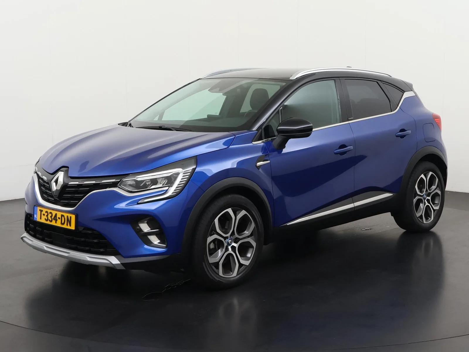 Renault Captur (2021) — foto 1