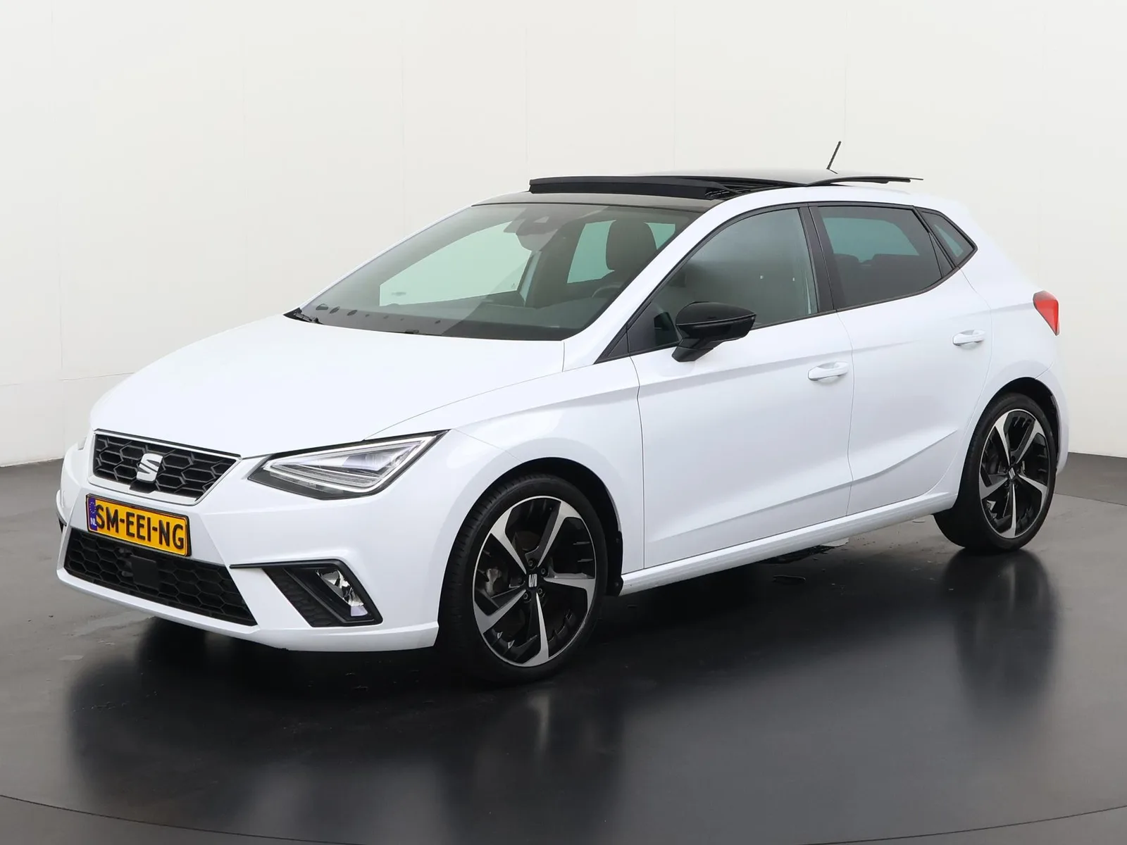SEAT Ibiza (2024) — foto 1