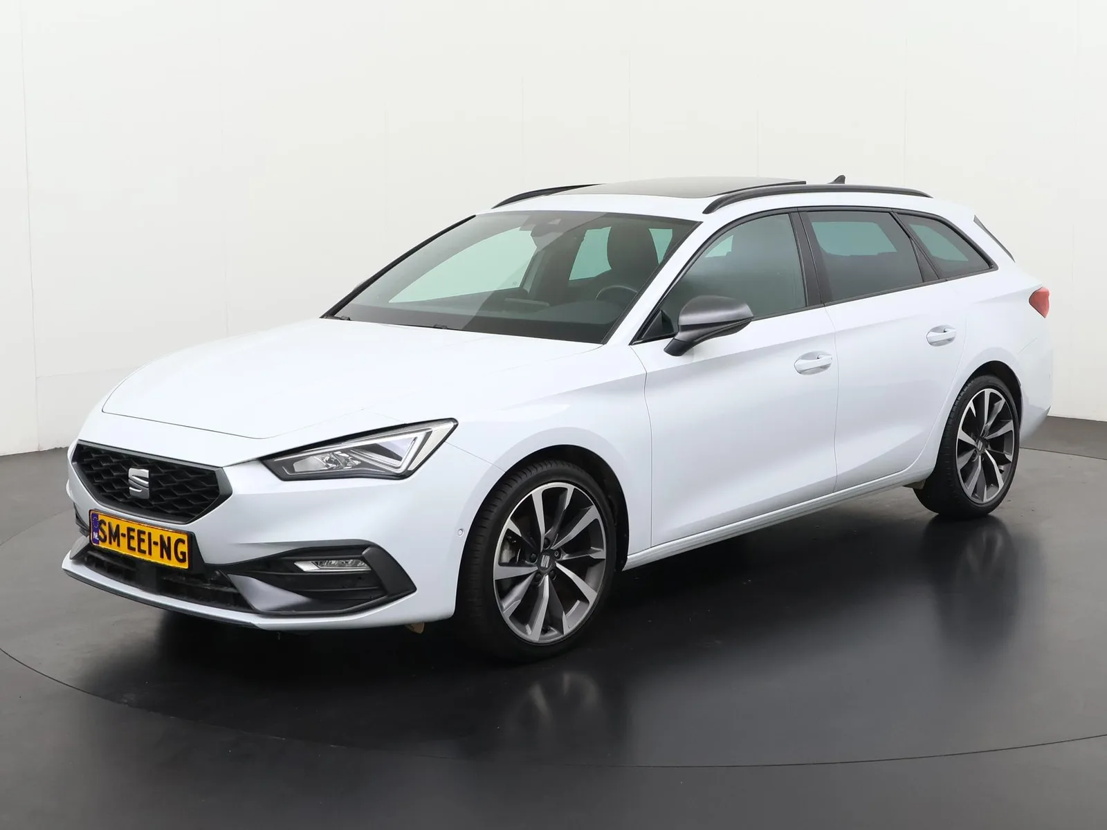 SEAT Leon (2022) — foto 1