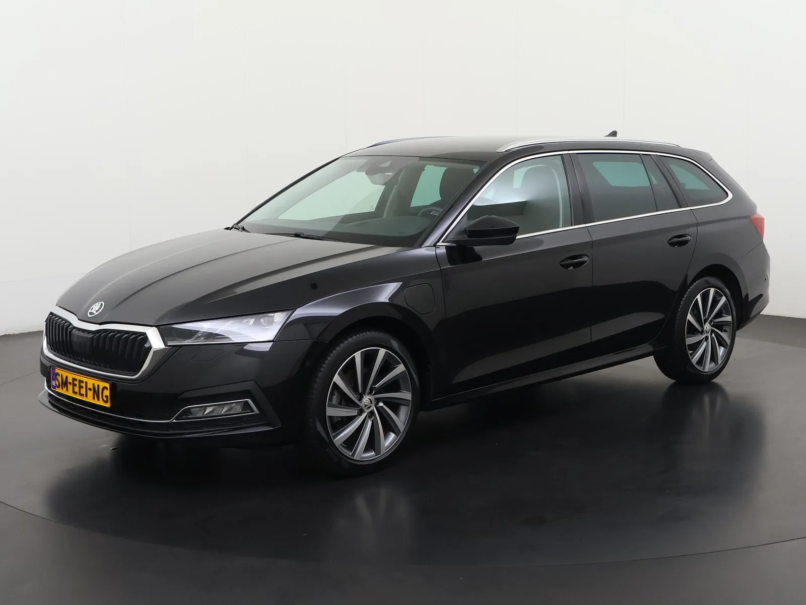Škoda Octavia (2023) — foto 1