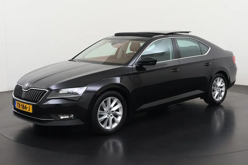 Škoda Superb (2018)