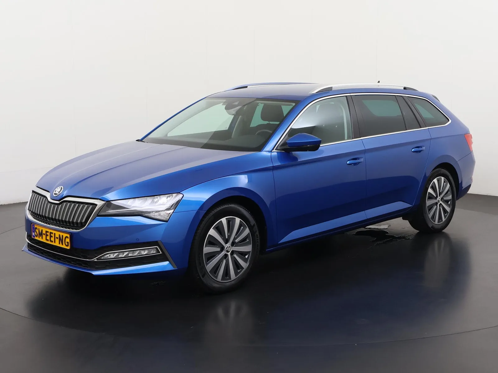 Škoda Superb (2023) — foto 1