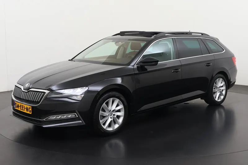 Škoda Superb (2022)